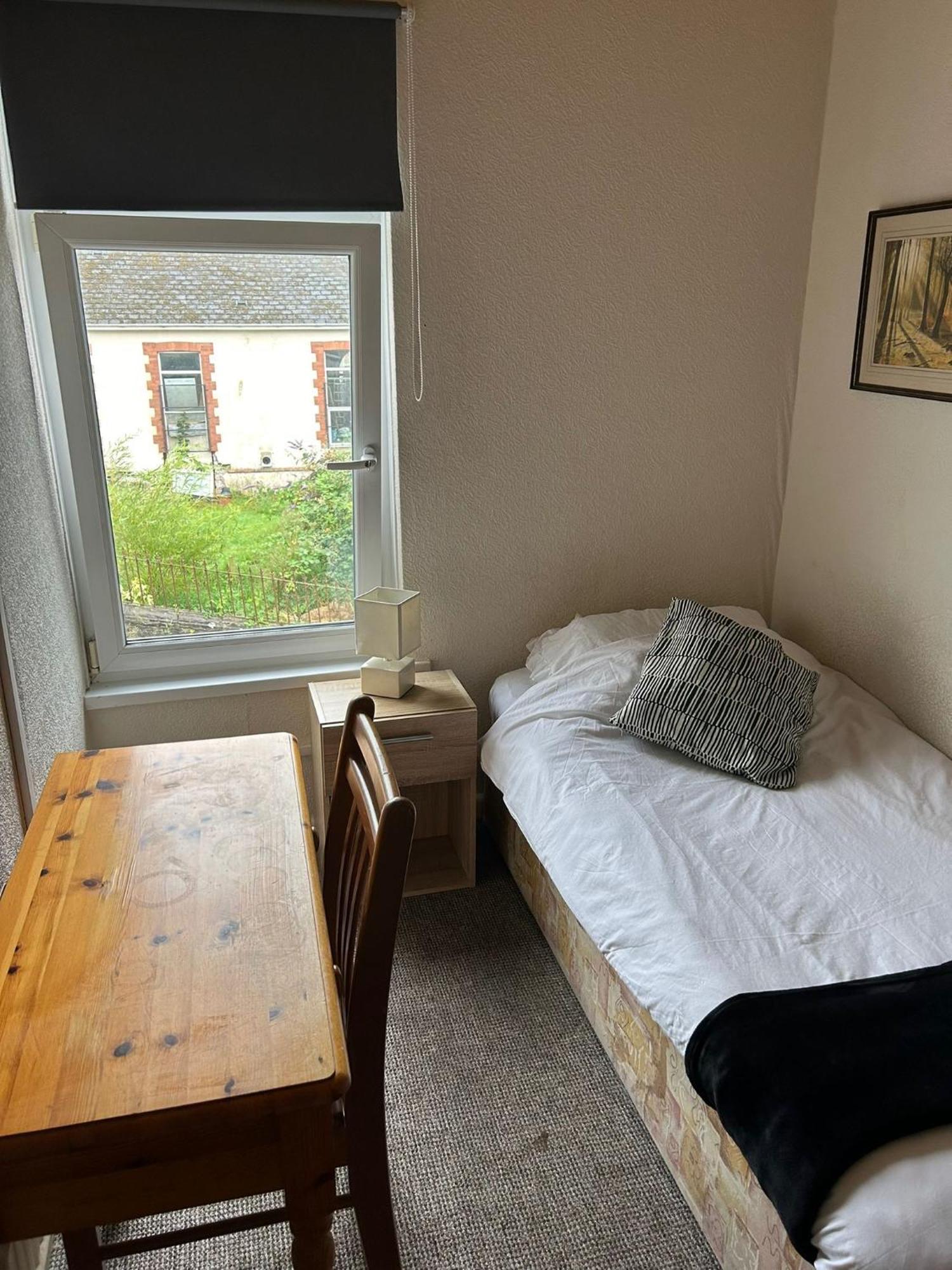 فندق Hill Breeze House ميرثير تيدفيل المظهر الخارجي الصورة